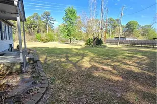 953 Francis Dr, Fayetteville, NC 28306 - Photo 3