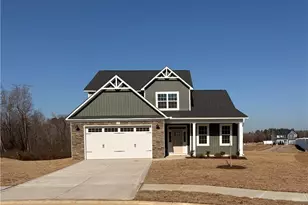 111 Iron Bark Dr, Raeford, NC 28376 - Photo 3