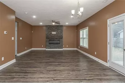 524 Abbottswood Drive, Fayetteville, NC 28301 - Photo 11