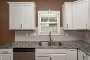 524 Abbottswood Dr, Fayetteville, NC 28301 - Photo 15