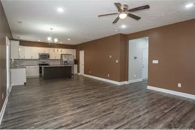 524 Abbottswood Drive, Fayetteville, NC 28301 - Photo 9