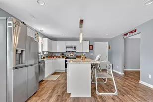 908 Doll St, Fayetteville, NC 28303 - Photo 9