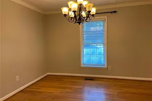 1304 Dogwood Ln, Laurinburg, NC 28352 - Photo 7