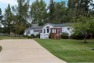 520 Inverary Drive, Raeford, NC 28376 - Photo 3