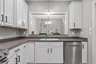 932 Westland Ridge Rd, Fayetteville, NC 28311 - Photo 7