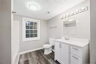 1601 Camden Rd, Fayetteville, NC 28306 - Photo 9