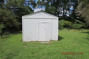 128 Highland Dr, Lillington, NC 27546 - Photo 13