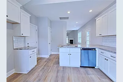 940 Kensington Park Road, Fayetteville, NC 28311 - Photo 11