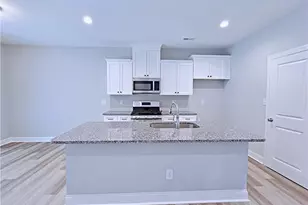 942 Kensington Park Rd, Fayetteville, NC 28311 - Photo 13