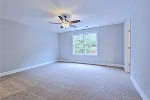 944 Kensington Park Rd, Fayetteville, NC 28311 - Photo 21