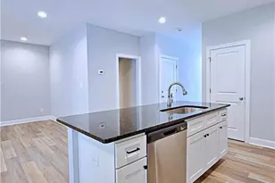 944 Kensington Park Rd, Fayetteville, NC 28311 - Photo 15