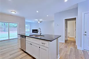 944 Kensington Park Rd, Fayetteville, NC 28311 - Photo 17