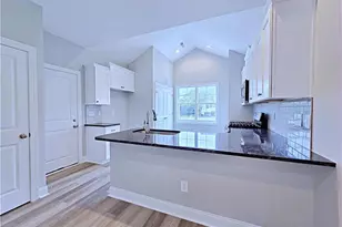 946 Kensington Park Rd, Fayetteville, NC 28311 - Photo 13