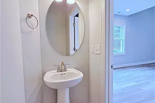 946 Kensington Park Rd, Fayetteville, NC 28311 - Photo 13