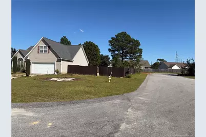 2809 Carabid Court, Hope Mills, NC 28348 - Photo 3