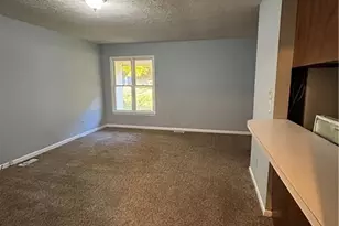 6324 Marykirk Dr, Fayetteville, NC 28304 - Photo 9