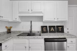 8328 Hurrican Ln, Fayetteville, NC 28314 - Photo 15