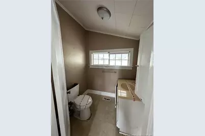 301 S Main Street, Salemburg, NC 28355 - Photo 3