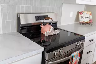 1386 Howell Rd, Saint Pauls, NC 28384 - Photo 7