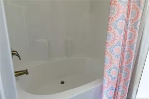 1386 Howell Rd, Saint Pauls, NC 28384 - Photo 15