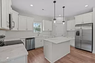 1025 Ivory Ln, West End, NC 27376 - Photo 7