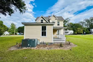 907 Caldwell St, Lumberton, NC 28358 - Photo 23