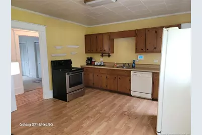 209 E Elwood Avenue, Raeford, NC 28376 - Photo 17