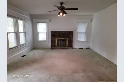 209 E Elwood Avenue, Raeford, NC 28376 - Photo 5