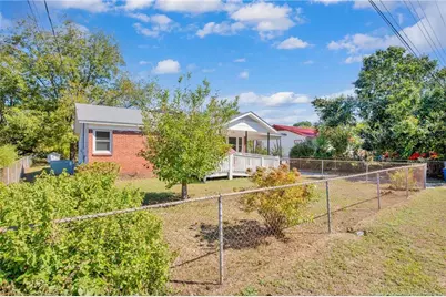 215 S 7th Street, Spring Lake, NC 28390 - Photo 5