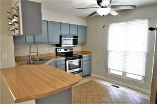 7183 Evanston St, Fayetteville, NC 28314 - Photo 9