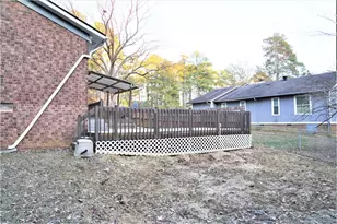 7183 Evanston St, Fayetteville, NC 28314 - Photo 23