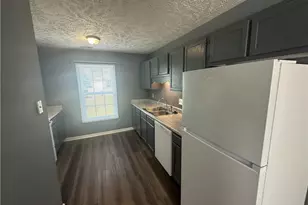 3545 Chaucer Dr, Hope Mills, NC 28348 - Photo 9