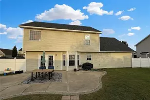 626 Fairfield Cir, Raeford, NC 28376 - Photo 17