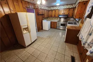 1108 E 10th St, Lumberton, NC 28358 - Photo 7