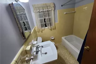 1108 E 10th St, Lumberton, NC 28358 - Photo 17