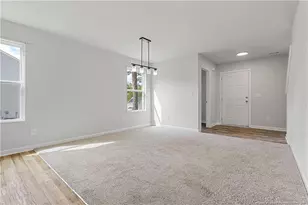 191 Mildred Wy, Aberdeen, NC 28315 - Photo 5