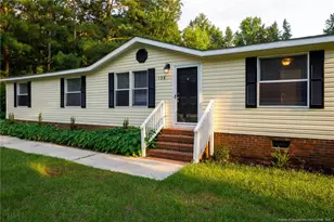 136 Deer Stand Dr, Lumberton, NC 28358 - Photo 3