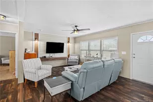 28 Galloway Dr, Lumberton, NC 28358 - Photo 5