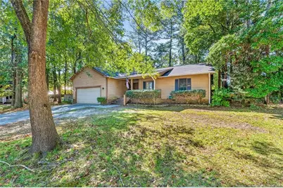 5821 Badin Court, Fayetteville, NC 28314 - Photo 3