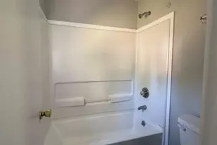 5904 Lake Terrace Ct, Fayetteville, NC 28304 - Photo 9