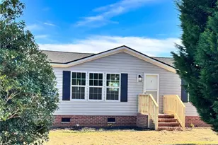 2915 McLean Chapel Church Rd, Bunnlevel, NC 28323 - Photo 3