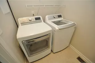 641 Briarcliff St, Apex, NC 27502 - Photo 35