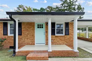 140 Starlite Dr, Lumberton, NC 28358 - Photo 5