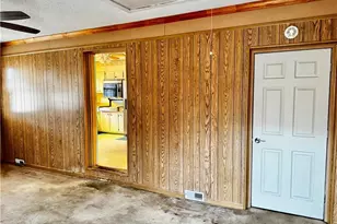 825 Fresno Dr, Fayetteville, NC 28303 - Photo 9