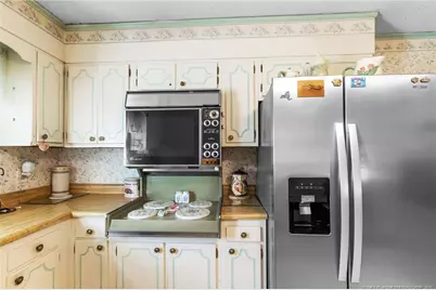 825 Fresno Drive, Fayetteville, NC 28303 - Photo 11