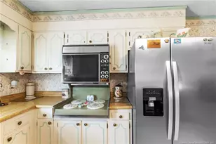 825 Fresno Dr, Fayetteville, NC 28303 - Photo 11