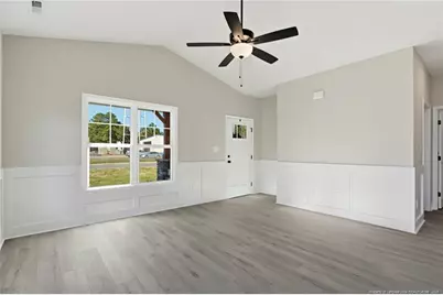 109 W Pine Street, Salemburg, NC 28385 - Photo 7