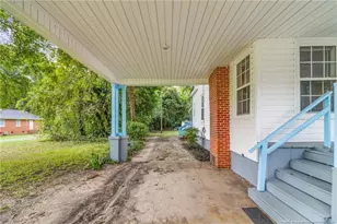 402 S Morro St, Fairmont, NC 28340 - Photo 3