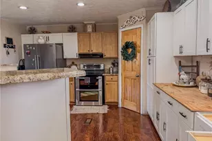 145 Pinto Dr, Lumberton, NC 28360 - Photo 15