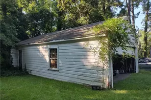 406 Courtland Dr, Sanford, NC 27330 - Photo 11